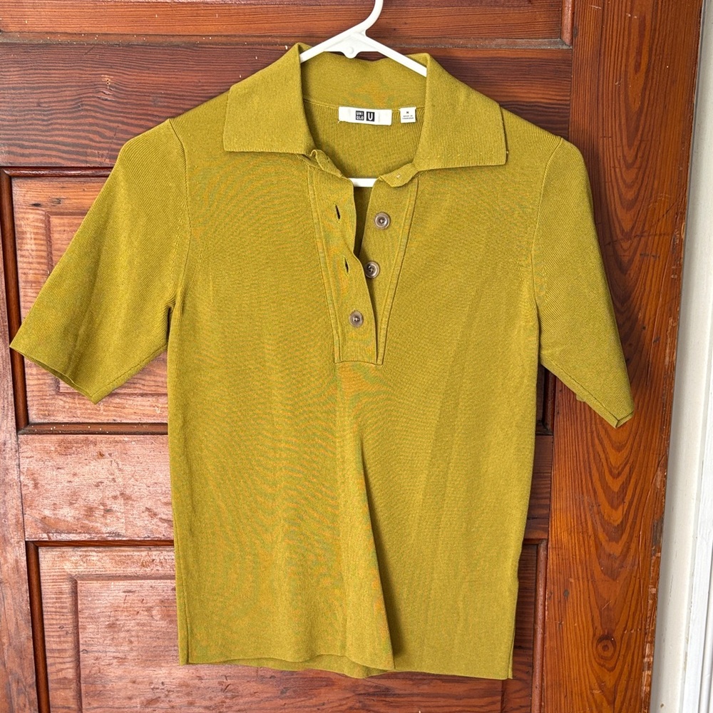 Uniqlo U Viscose Blend Knitted Polo Shirt size M